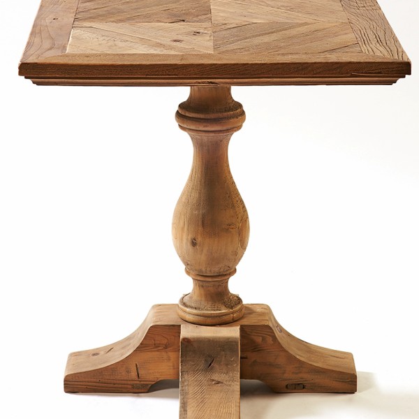 SE1858-OD Mesa cuadrada de madera envejecida con pata torneada